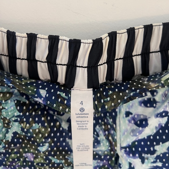 Lululemon Skort - Size 4 - Picture 5 of 5